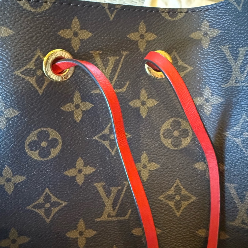 Louis Vuitton Monogram Bucket Bag - Black and Red - Picture 10 of 10